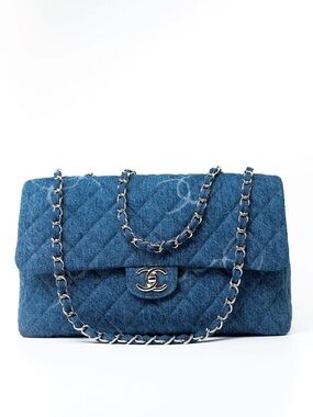 Chanel RARE AUTHENTIC Denim Blue Jumbo 20B Quilted bag with Chain Strap